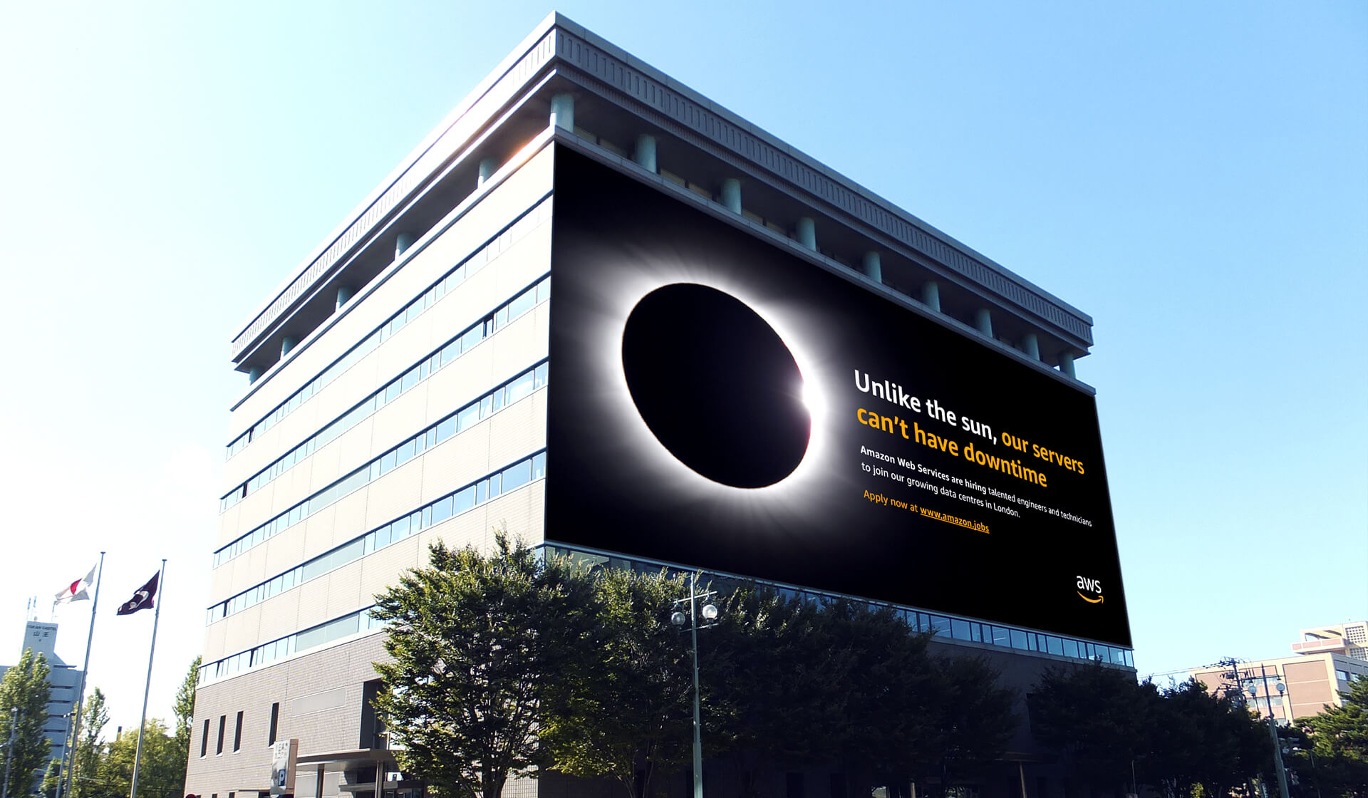 Amazon - Unlike The Sun - Mellor&Smith Advertising campaign on side of building